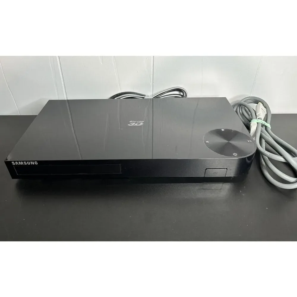 Samsung BD-F5900 3D Blu-ray Player New With Power Cord HDMI cord - No Remote